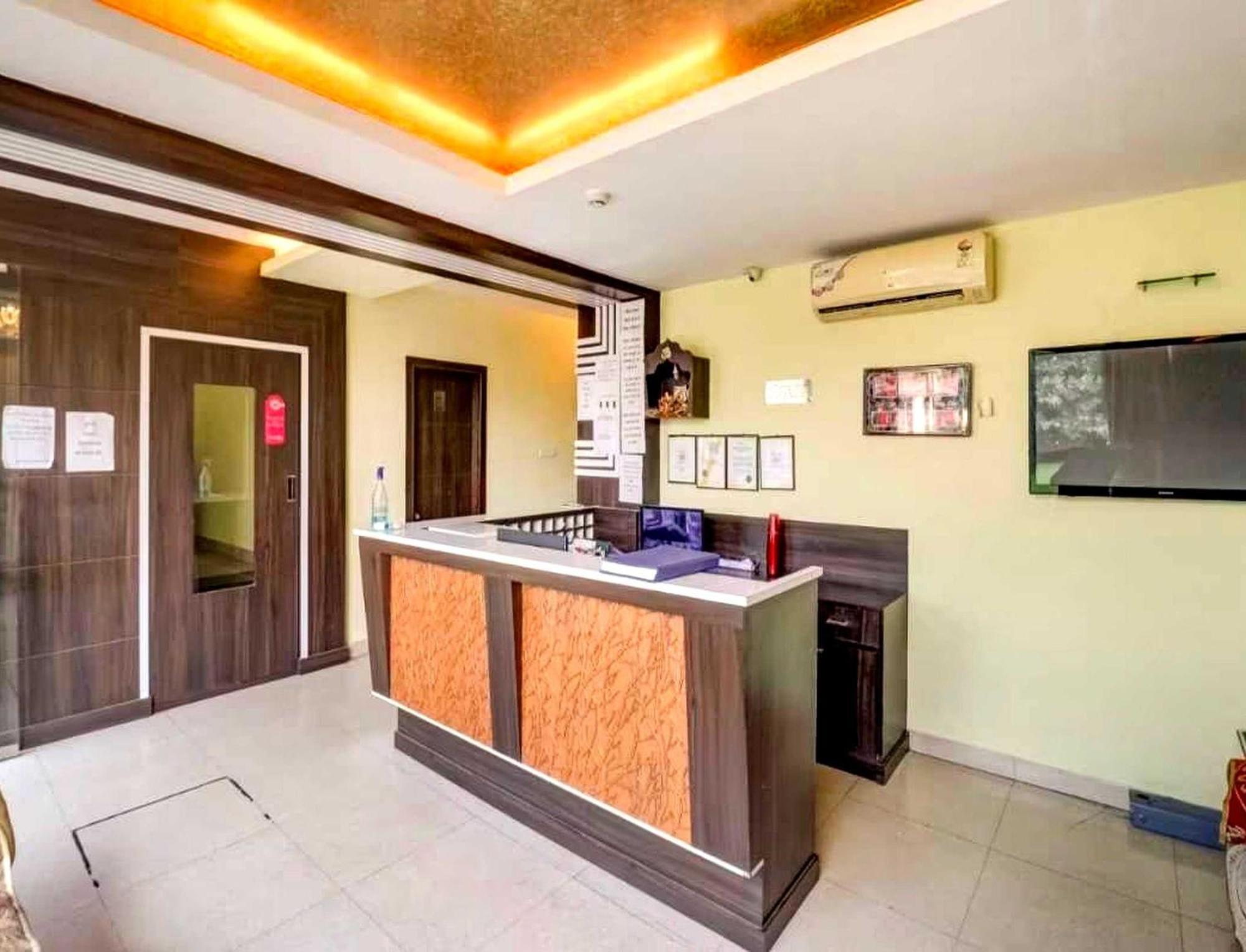 Collection O Hotel Kashi Inn Varanasi Exteriör bild