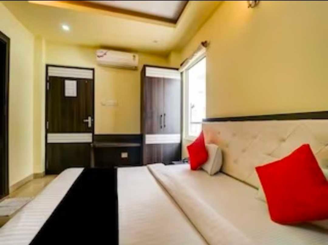 Collection O Hotel Kashi Inn Varanasi Exteriör bild