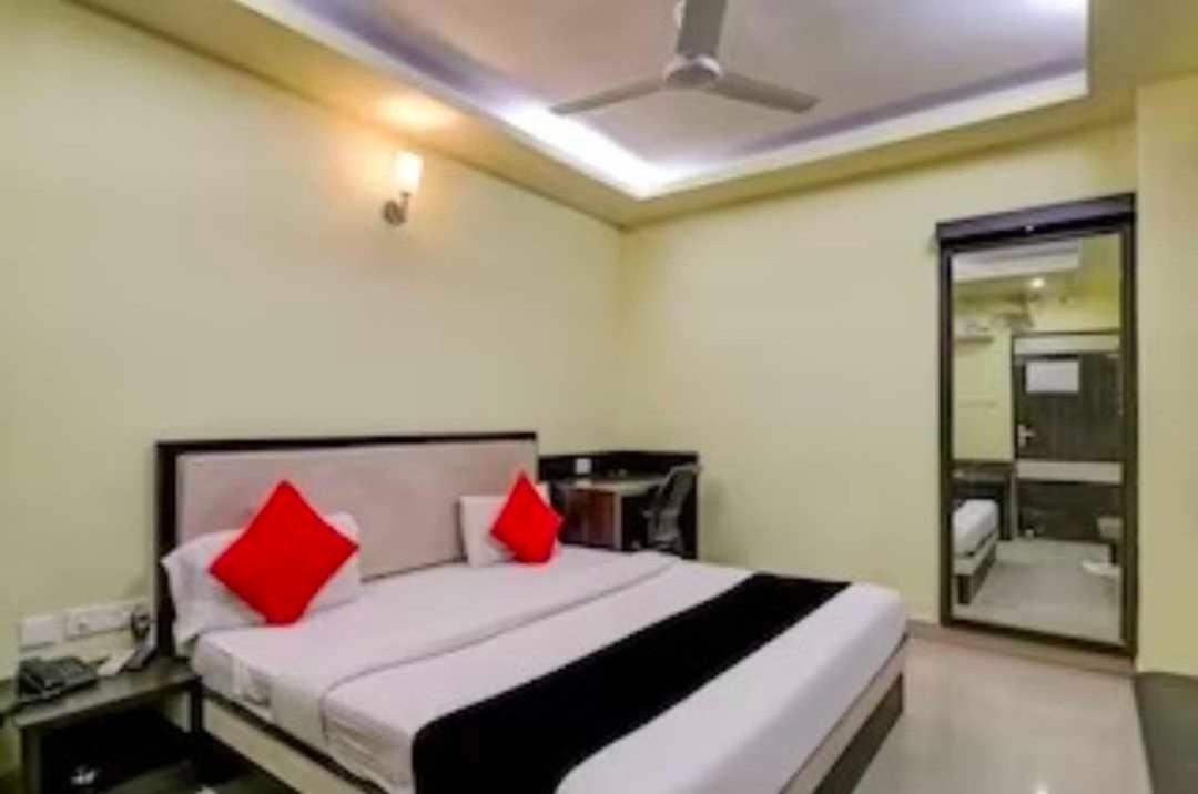 Collection O Hotel Kashi Inn Varanasi Exteriör bild